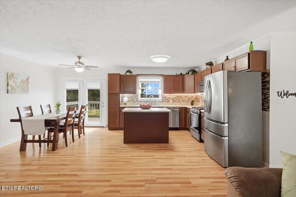 Photo of 312 Saint Edward Drive, Dandridge, TN 37725 (MLS # 1333794)