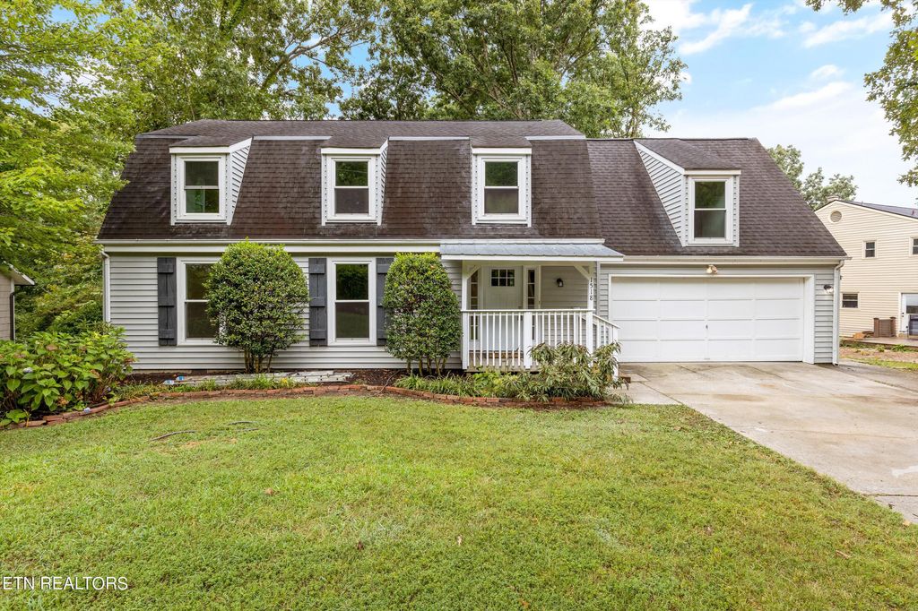 Photo of 1518 Blackwood Drive, Knoxville, TN 37923 (MLS # 1331744)