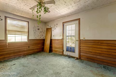 Tiny photo for 754 Beech Grove Rd, Thorn Hill, TN 37881 (MLS # 1338139)