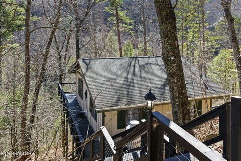 Tiny photo for 2652 Sunset Rd, Sevierville, TN 37862 (MLS # 1330087)