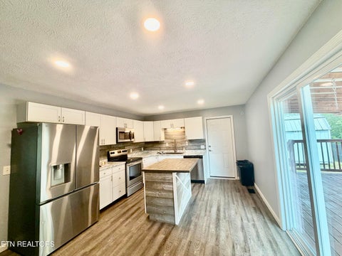 Tiny photo for 618 Essary Rd, Tazewell, TN 37879 (MLS # 1346447)