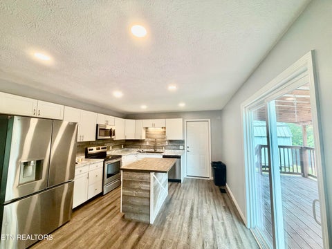 Tiny photo for 618 Essary Rd, Tazewell, TN 37879 (MLS # 1346447)