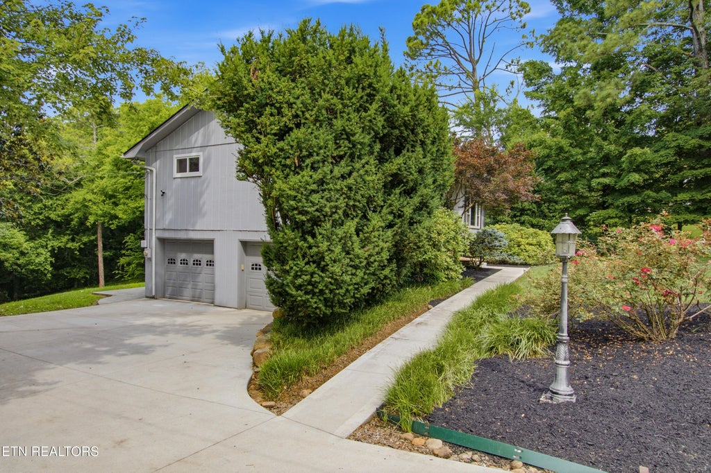 Photo of 2012 Grenada Blvd, Knoxville, TN 37922 (MLS # 1345048)