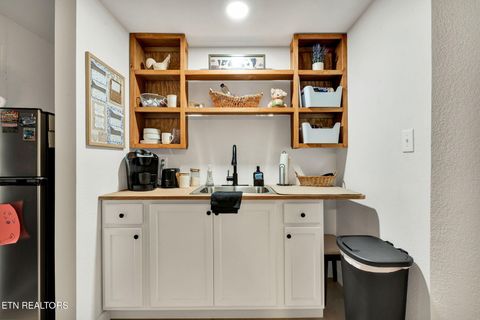 Tiny photo for 2001 Green Rd, Madisonville, TN 37354 (MLS # 1332630)