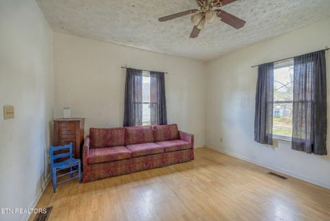 Tiny photo for 2114 Harvey St, Knoxville, TN 37917 (MLS # 1327026)