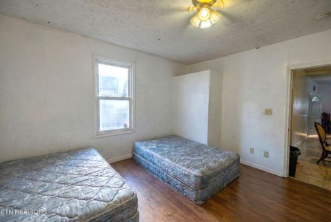 Tiny photo for 2114 Harvey St, Knoxville, TN 37917 (MLS # 1327026)