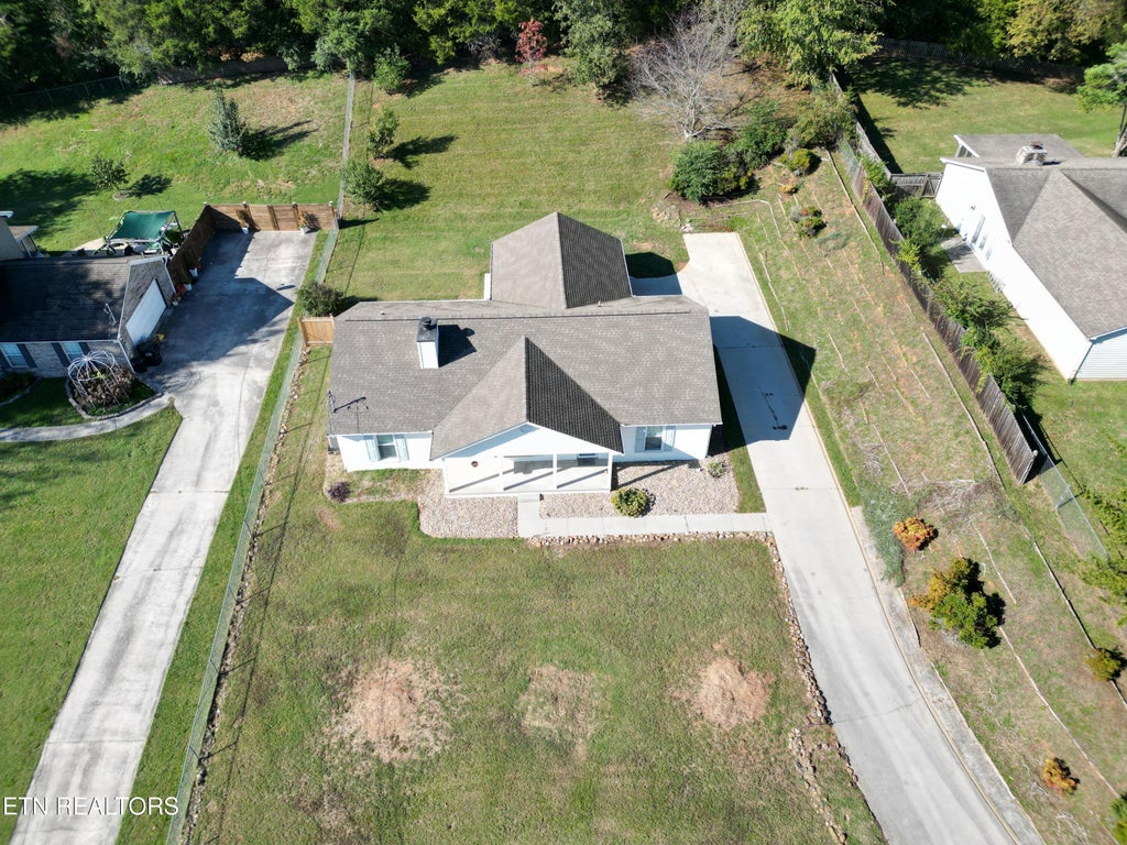 Photo of 11809 Autumn Leaves Lane, Knoxville, TN 37934 (MLS # 1358898)