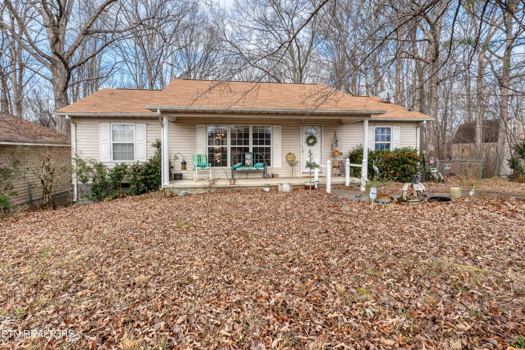 Photo of 5111 Morganton Rd, Greenback, TN 37742 (MLS # 1330085)
