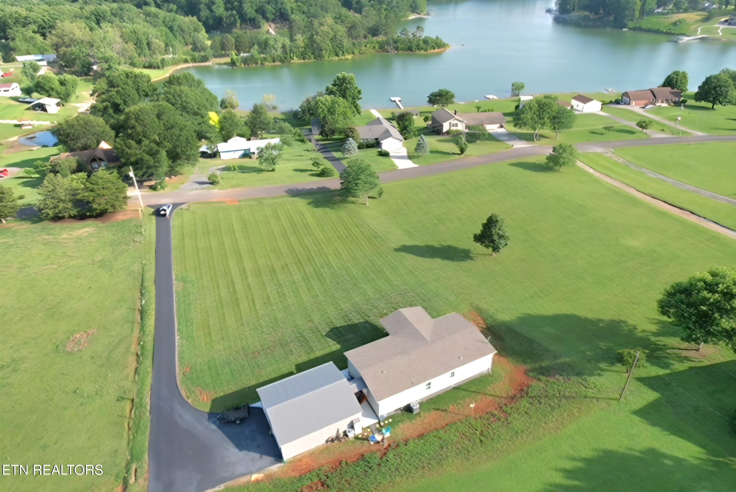 1748 Circle Lake Drive Drive