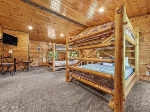 Tiny photo for 831 Spirit Loop Way, Gatlinburg, TN 37738 (MLS # 1341079)