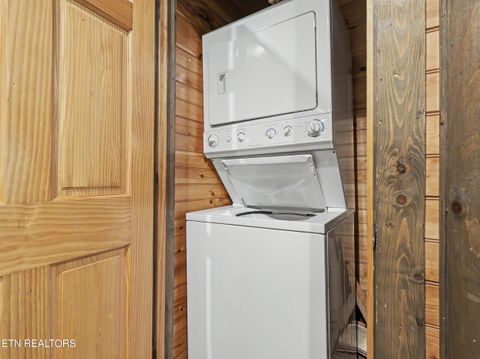 Tiny photo for 831 Spirit Loop Way, Gatlinburg, TN 37738 (MLS # 1341079)