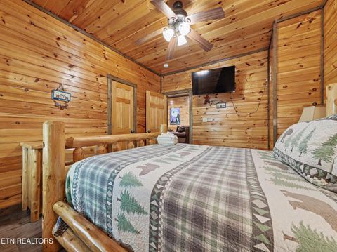 Tiny photo for 831 Spirit Loop Way, Gatlinburg, TN 37738 (MLS # 1341079)