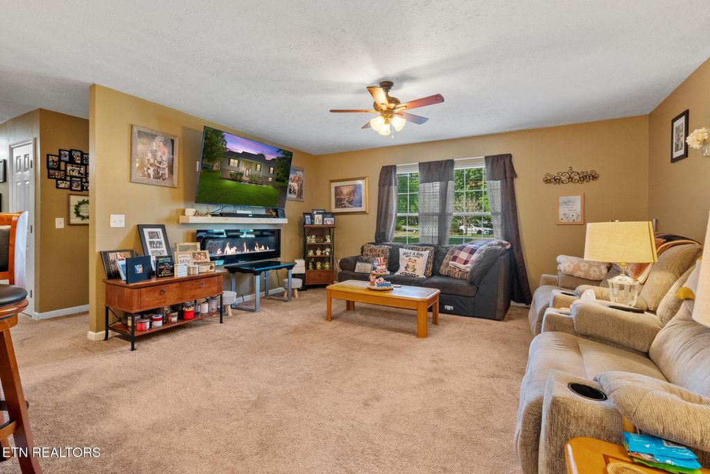 Photo of 1717 Meadow Ridge Circle, Sevierville, TN 37862 (MLS # 1306441)