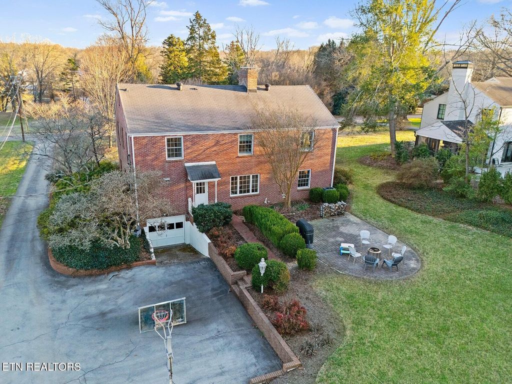 Photo of 6707 Stone Mill Drive, Knoxville, TN 37919 (MLS # 1322840)