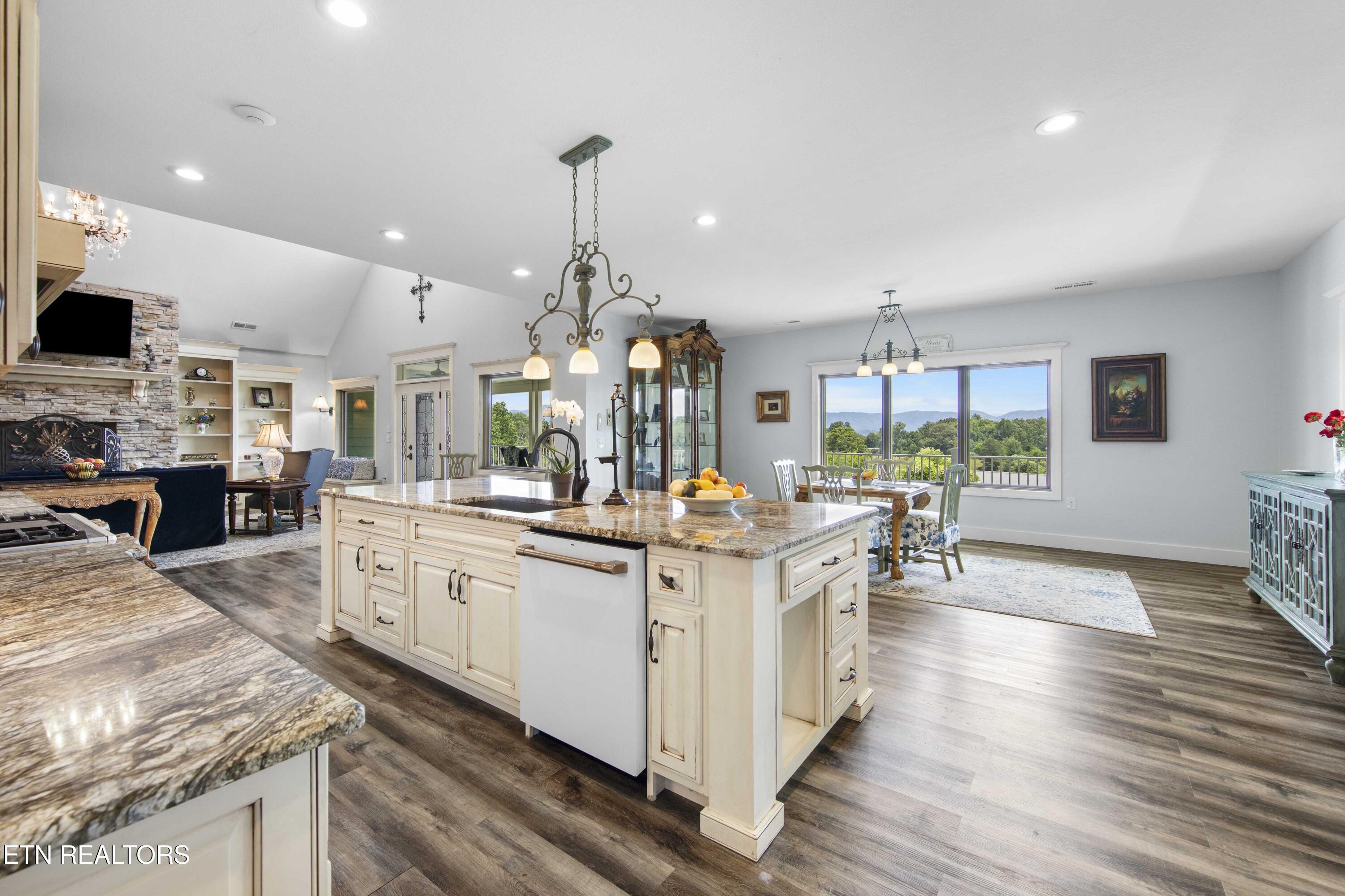 5925 Sevierville Rd