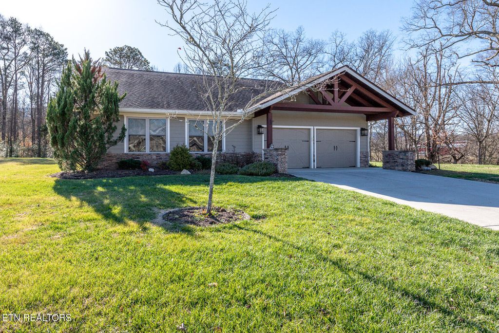 Photo of 243 Bishops Cap Circle, Townsend, TN 37882 (MLS # 1248663)