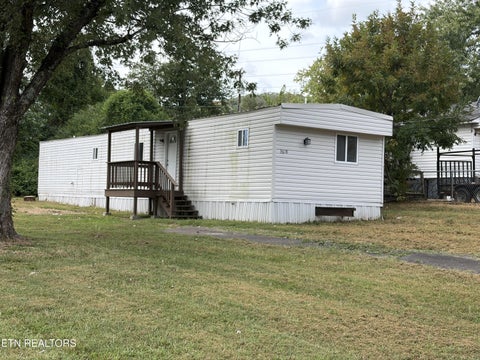 Photo of 3618 Rothmoor Drive, Knoxville, TN 37918 (MLS # 1354851)