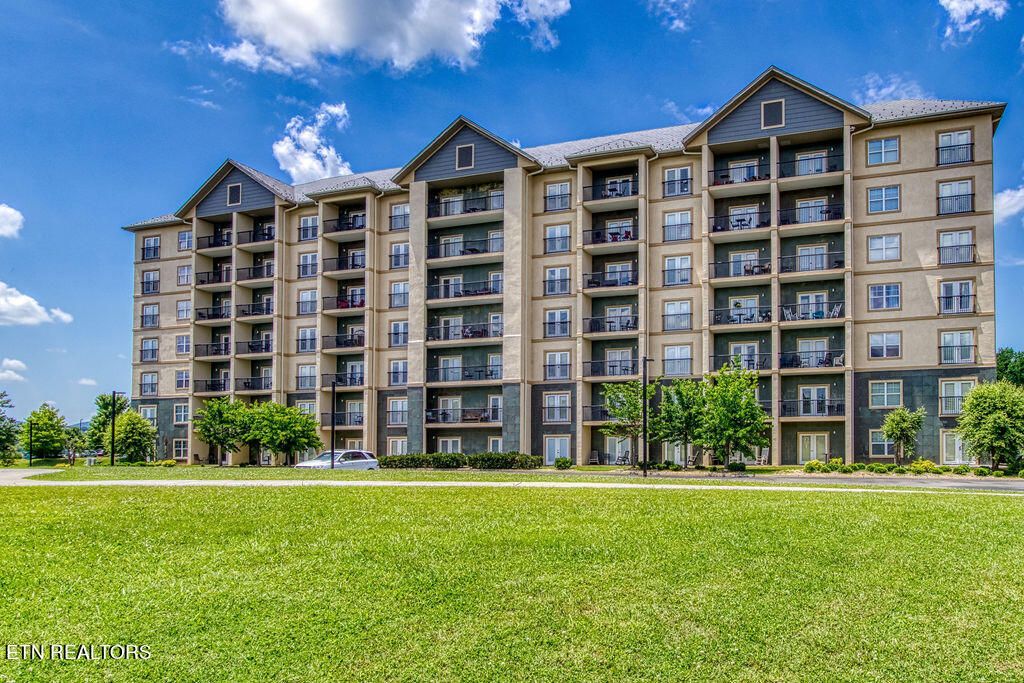 Photo of 124 Plaza Drive #3101, Pigeon Forge, TN 37863 (MLS # 1270218)