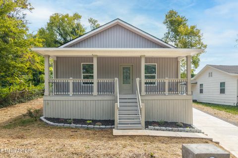 1810 Reynolds St Knoxville TN 37921