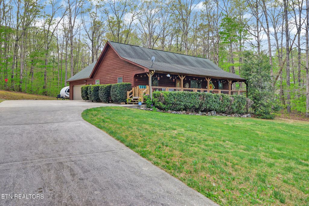 Photo of 426 Allen Drive, Rockwood, TN 37854 (MLS # 1337333)