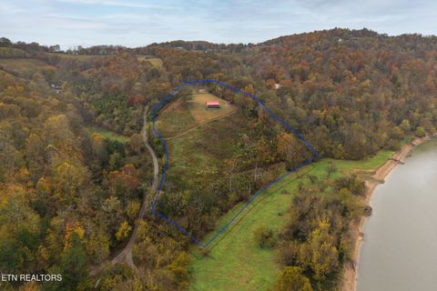 Tiny photo for 361 Holiday Lane, Tazewell, TN 37879 (MLS # 1320436)