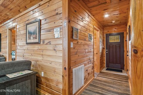 Tiny photo for 361 Holiday Lane, Tazewell, TN 37879 (MLS # 1320436)