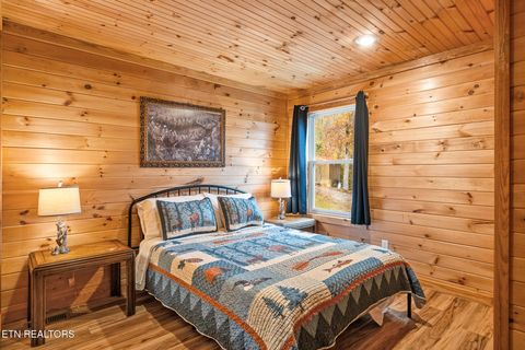 Tiny photo for 361 Holiday Lane, Tazewell, TN 37879 (MLS # 1320436)