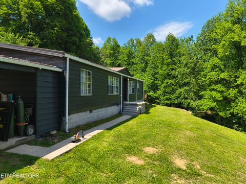 3552 Straight Fork Rd Pioneer TN 37847