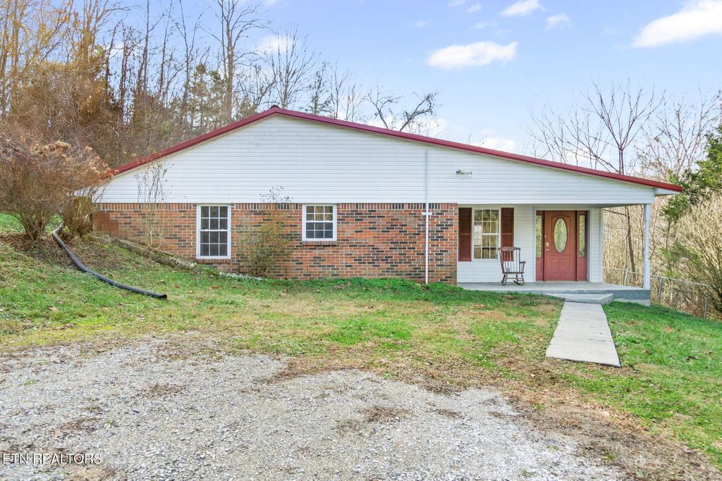 Photo of 51 Turkeytown Rd, Hilham, TN 38568 (MLS # 1323554)
