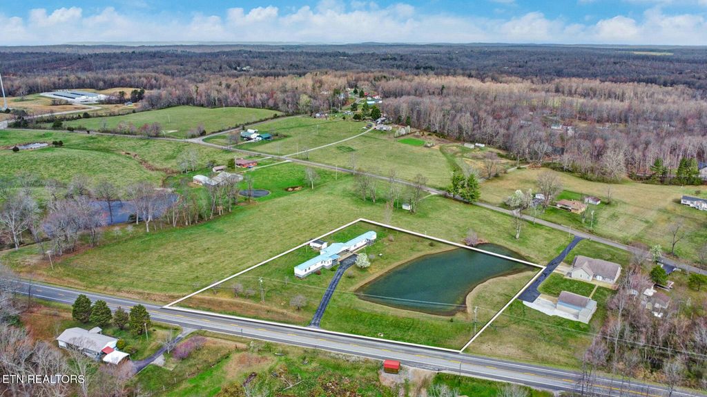 Photo of 11440 Highway 70 W, Sparta, TN 38583 (MLS # 1332546)