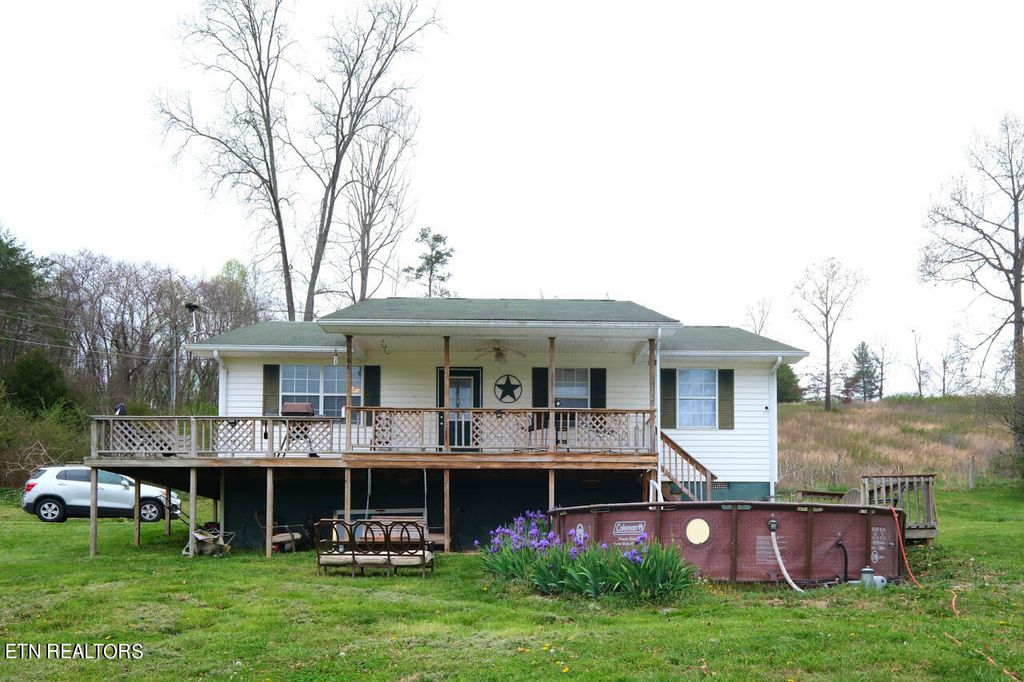Photo of 266 Walker Farm Rd, Maynardville, TN 37807 (MLS # 1257878)