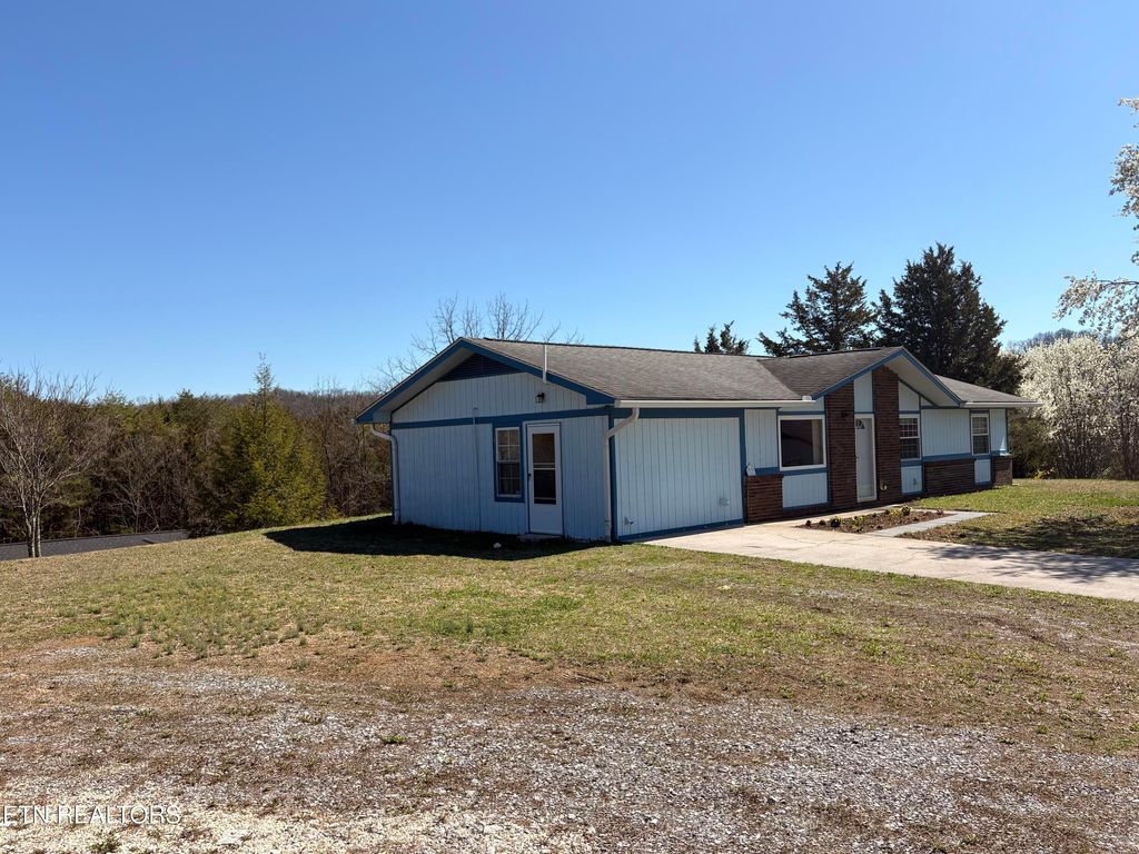 Photo of 1947 Allensville Ridge Rdg, Sevierville, TN 37876 (MLS # 1332119)
