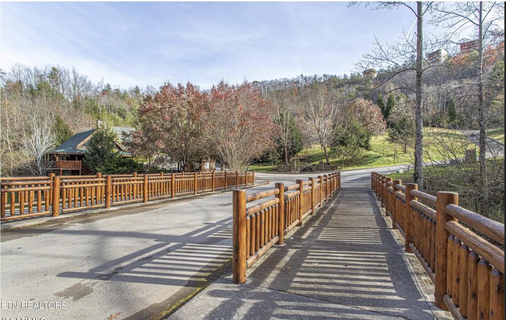 Photo of Lot 74 Smoky Ridge Way, Sevierville, TN 37862 (MLS # 1279848)