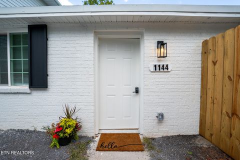 Photo of 1144 Lake City Hwy, Clinton, TN 37716 (MLS # 1315098)