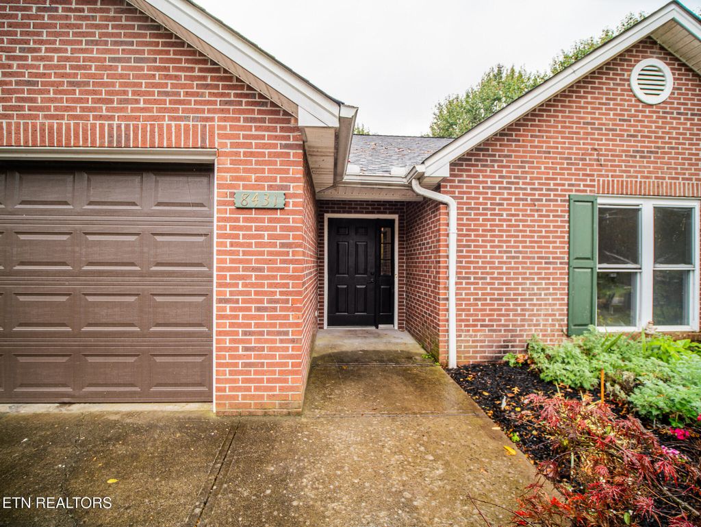 Photo of 8431 Lesley Marie Lane, Knoxville, TN 37919 (MLS # 1320057)