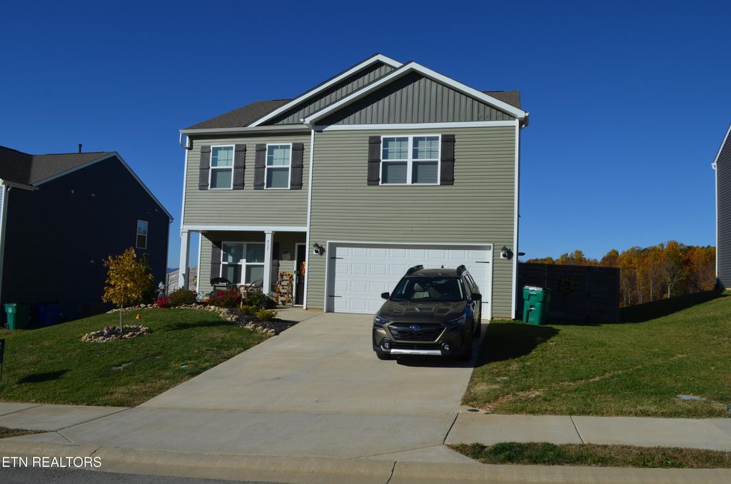 Photo of 517 Cliff St, Morristown, TN 37814 (MLS # 1296295)