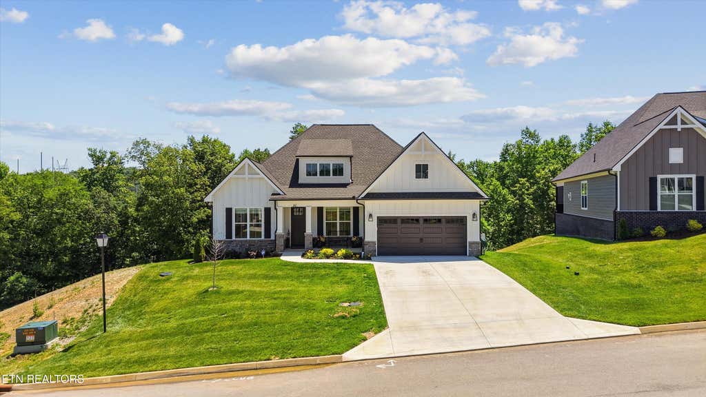 Photo of 247 Bittersweet Lane, Lenoir City, TN 37771 (MLS # 1343962)