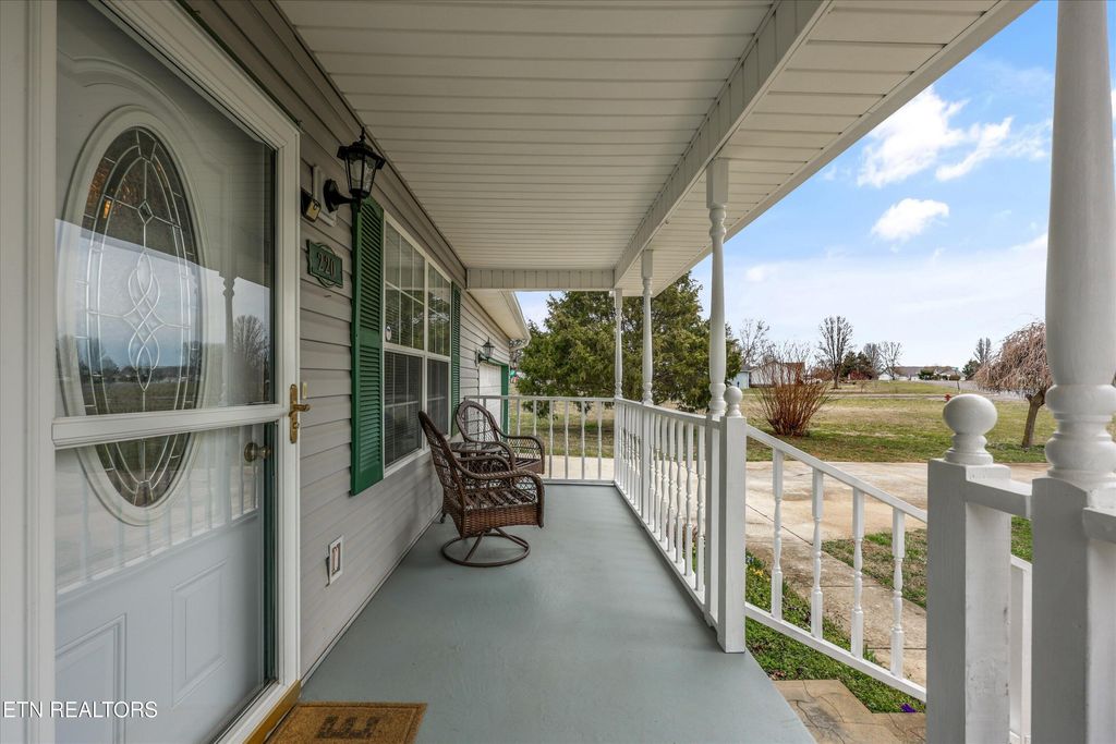 Photo of 220 Frazier Drive, Dayton, TN 37321 (MLS # 1331258)