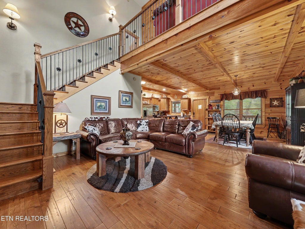 Photo of 3521 Sandridge Way, Pigeon Forge, TN 37863 (MLS # 1356356)