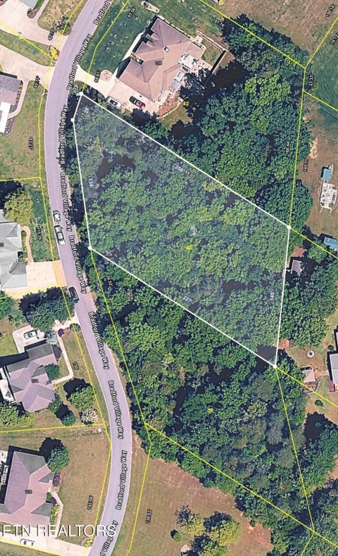 Tiny photo for Bradford Village Way #Lot 40, Kingston, TN 37763 (MLS # 1359268)