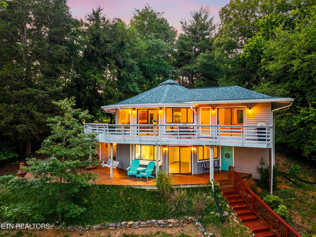 Photo of 117 Vista Drive, Kingston, TN 37763 (MLS # 1341651)