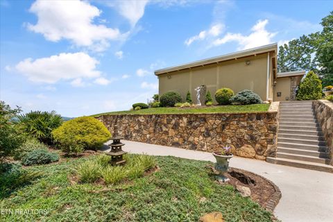 Tiny photo for 2401 Craghead Lane, Knoxville, TN 37920 (MLS # 1310350)