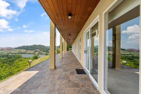 Tiny photo for 2401 Craghead Lane, Knoxville, TN 37920 (MLS # 1310350)