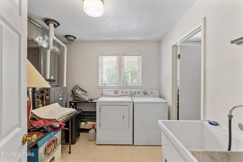Tiny photo for 2401 Craghead Lane, Knoxville, TN 37920 (MLS # 1310350)