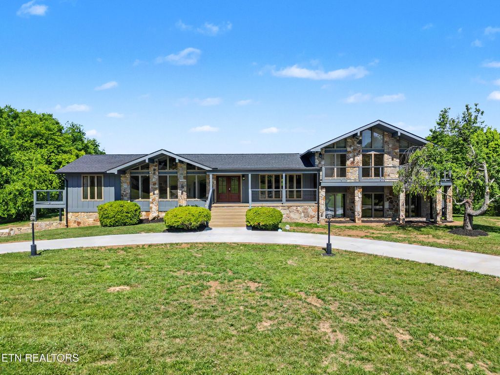 Photo of 1414 Clinch View Circle, Jefferson City, TN 37760 (MLS # 1341150)
