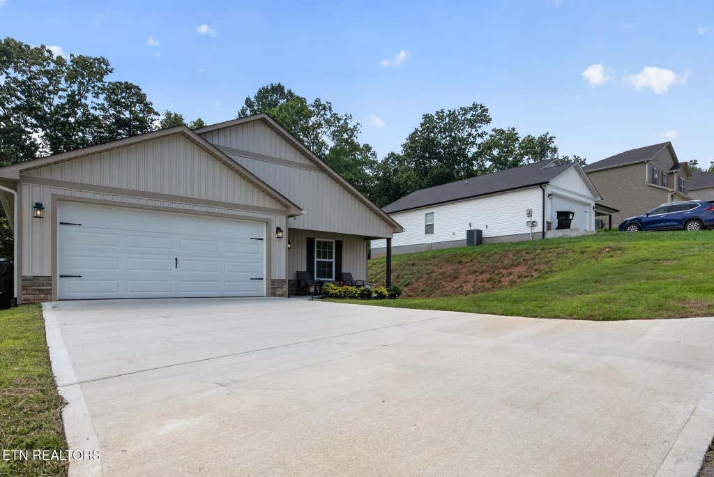 Photo of 8021 Poplar Grove Lane, Powell, TN 37849 (MLS # 1352282)