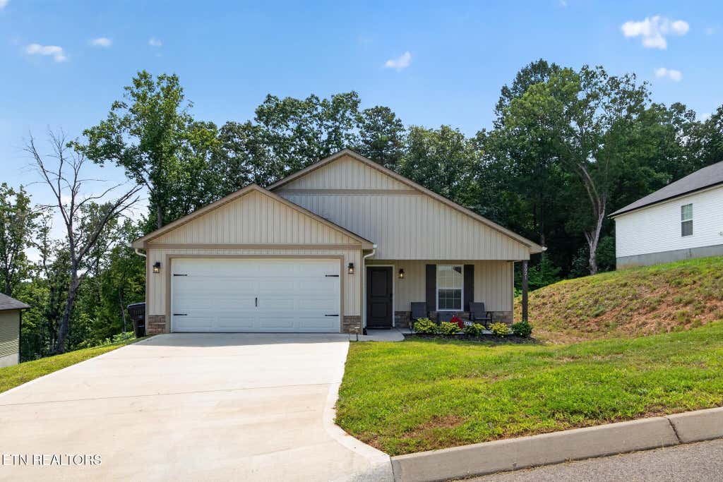 Photo of 8021 Poplar Grove Lane, Powell, TN 37849 (MLS # 1352282)