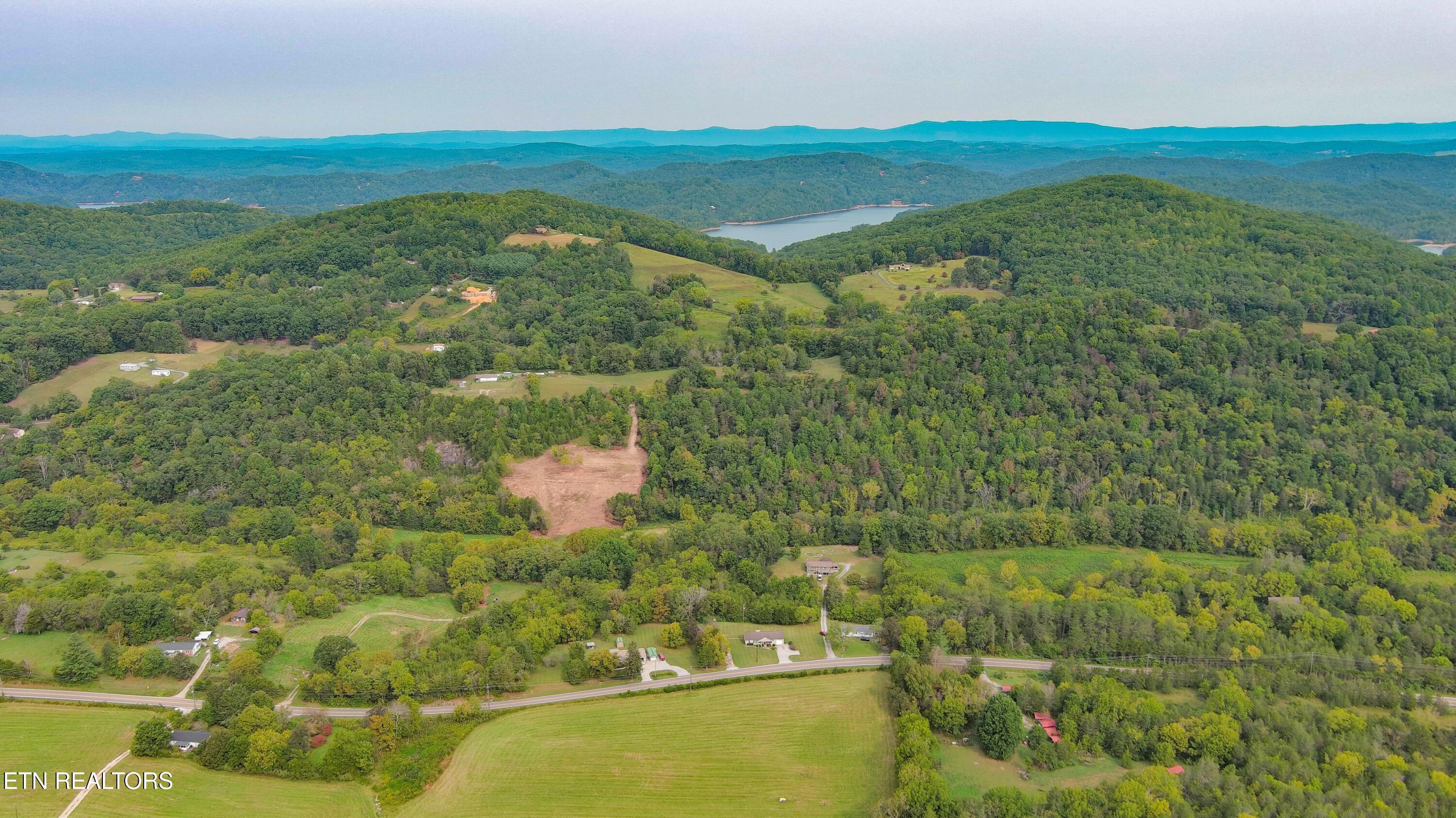 2086 Hickory Valley Rd.