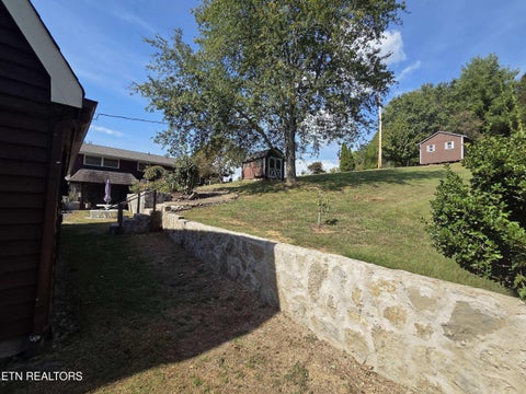 Tiny photo for 572 Mountain Rd, Clinton, TN 37716 (MLS # 1357878)