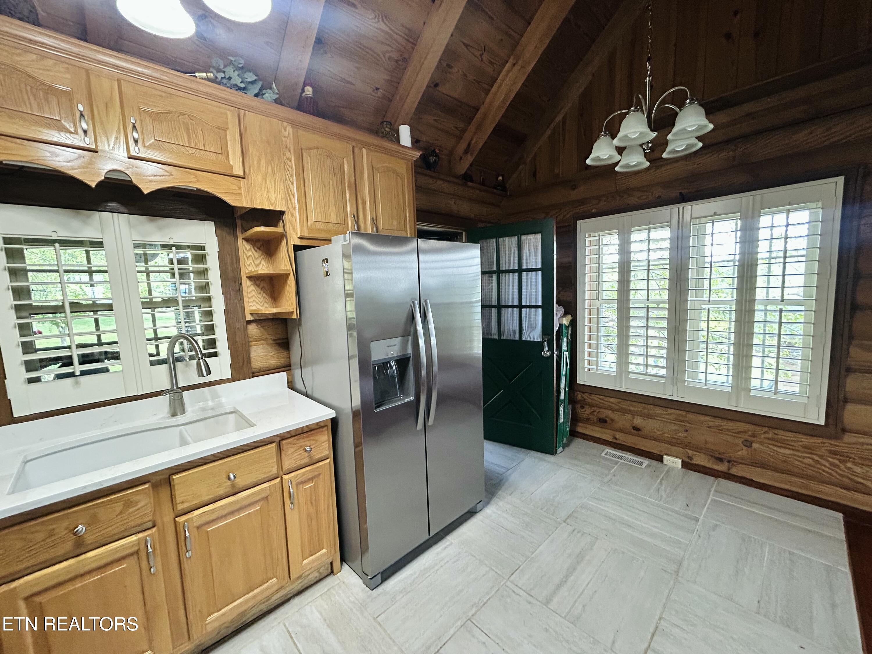 466 Greene Lane